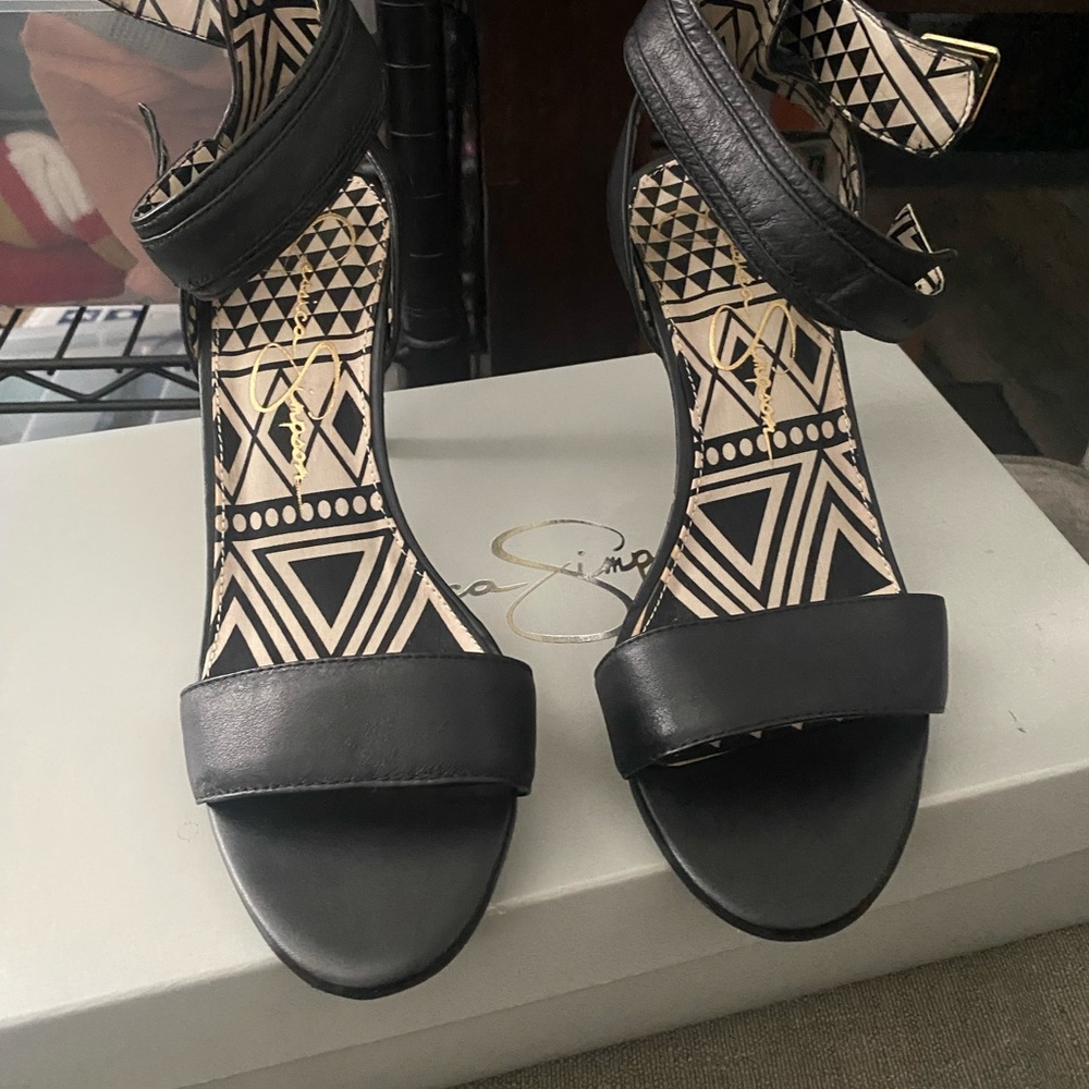 Stylish Black Sandals